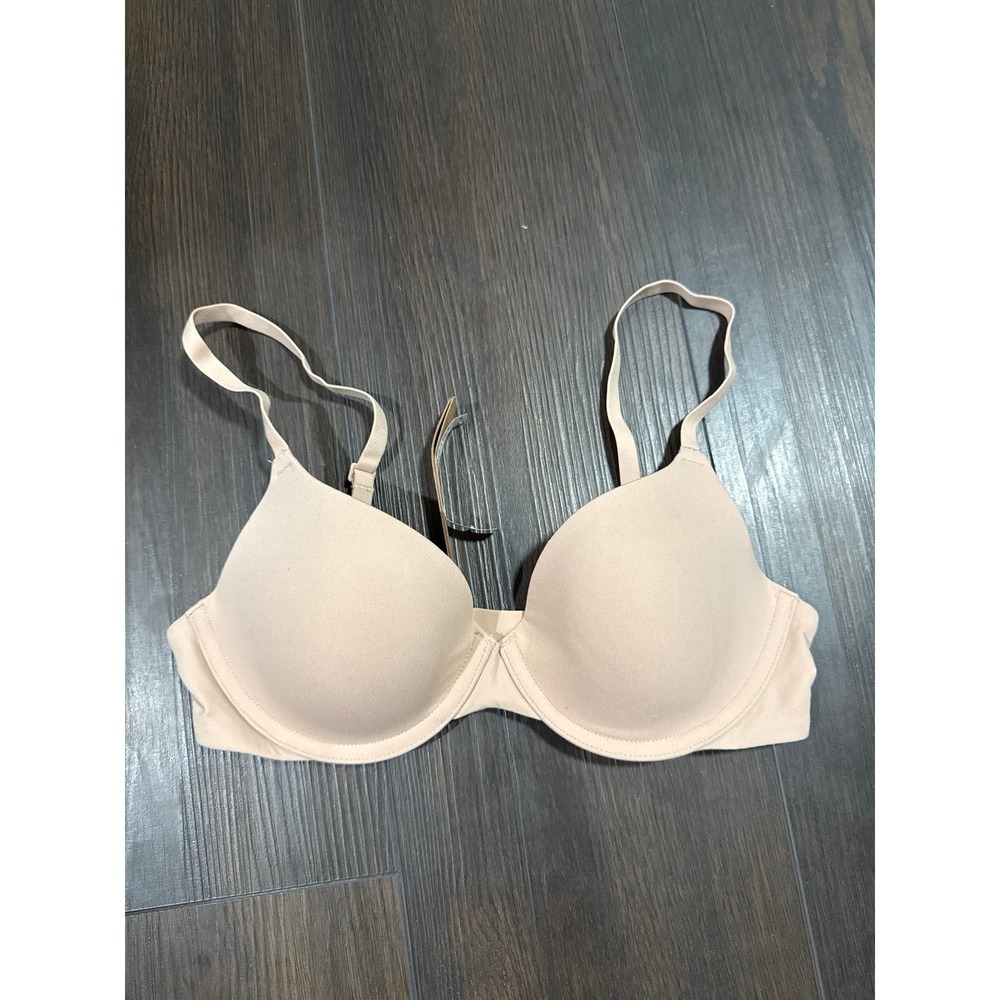 skims tshirt bra